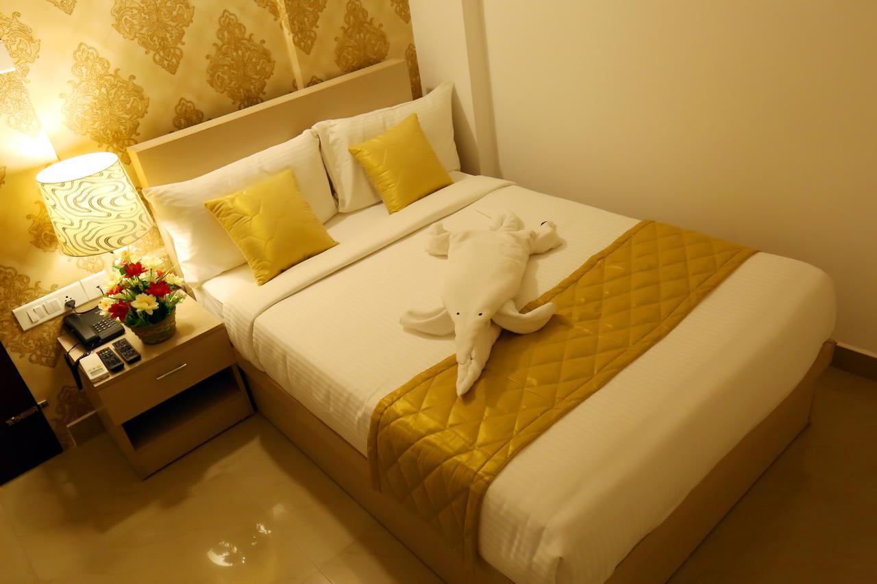 Hotel Swarna Residency Kochi Εξωτερικό φωτογραφία